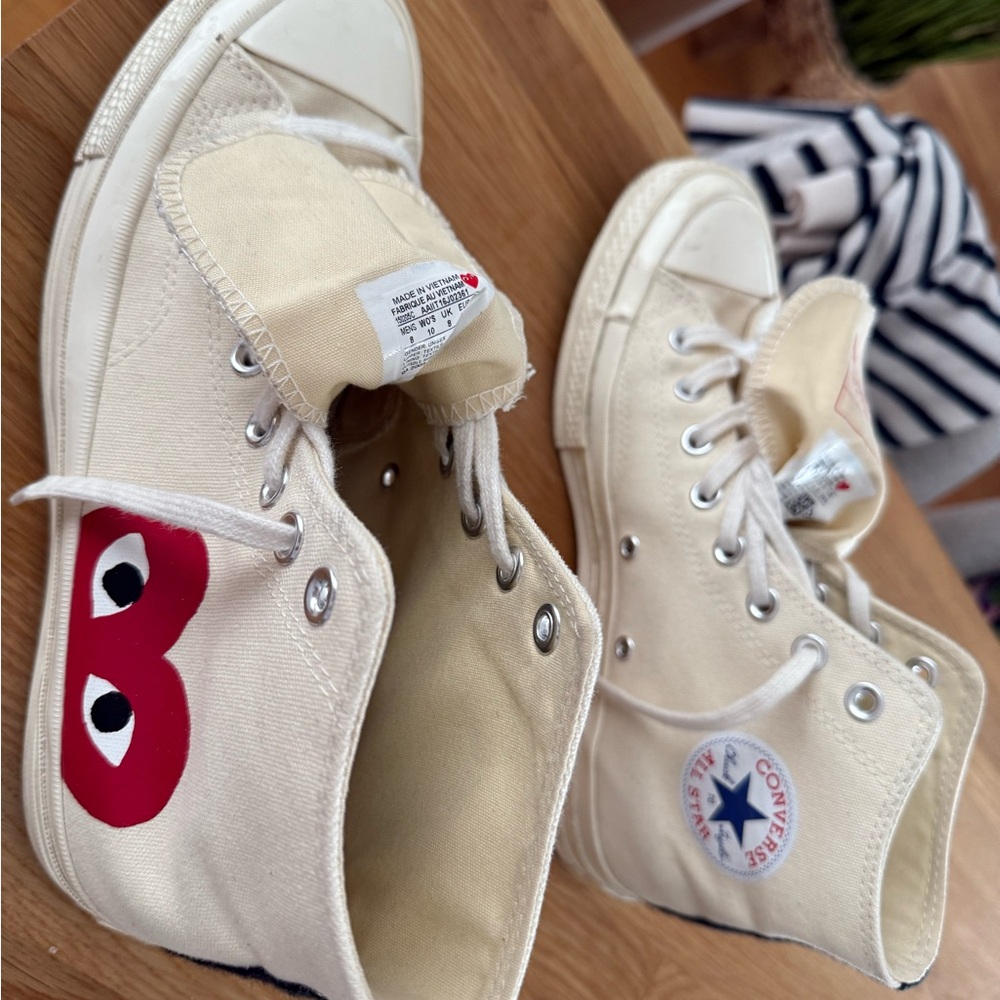 Tricot Comme des Garcons Cream and Red Sneakers with Unique Design
